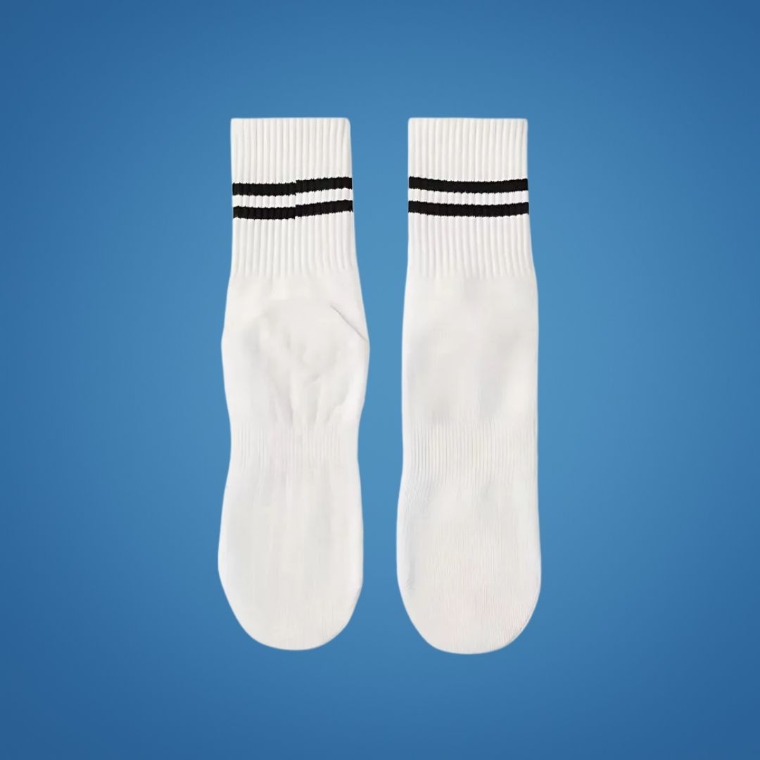 GripCore | Pilates Grip Socks – Non-Slip Traction – Breathable Cushioning – Comfort Fit – Stability & Safety for Women’s Studio Workouts