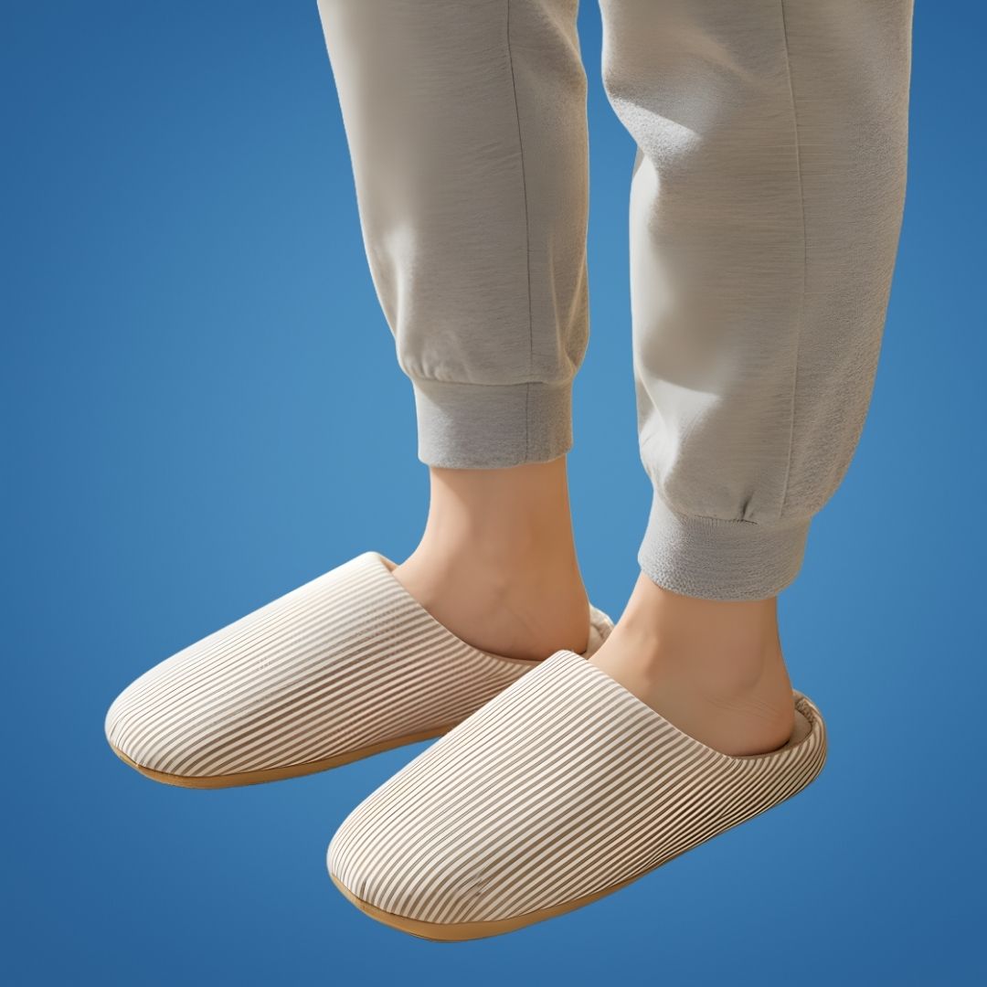 CozyStride | Warm House Slippers – Non-Slip Sole – Cushioned Silent Comfort – Keeps Feet Cozy, Supported & Pain-Free Indoors All Day
