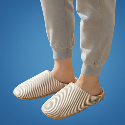 CozyStride | Warm House Slippers – Non-Slip Sole – Cushioned Silent Comfort – Keeps Feet Cozy, Supported & Pain-Free Indoors All Day