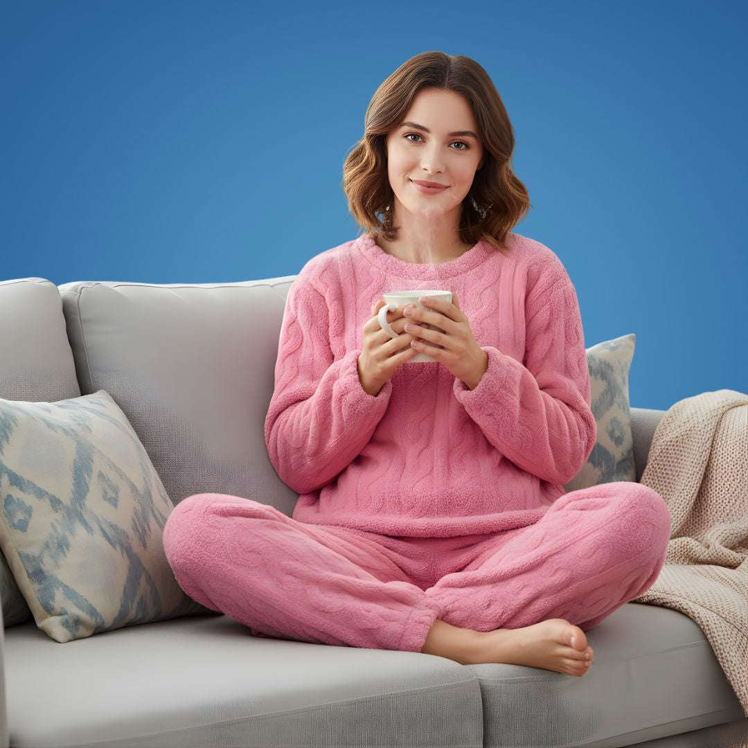 CosyAura | Warm Flannel Pyjamas – Thermal Insulation – Extra-Thick Soft Fabric – Women’s Winter Loungewear for Cosy Sleep and Warm Comfort