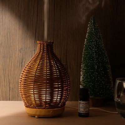 CalmMist | Humidifier & Essential-Oil Diffuser – Dry-Air Relief for Bedroom & Nursery – Quiet USB 5 V – 80 ml Stylish Vase Design