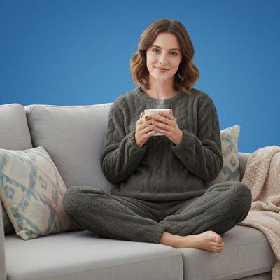CosyAura | Warm Flannel Pyjamas – Thermal Insulation – Extra-Thick Soft Fabric – Women’s Winter Loungewear for Cosy Sleep and Warm Comfort