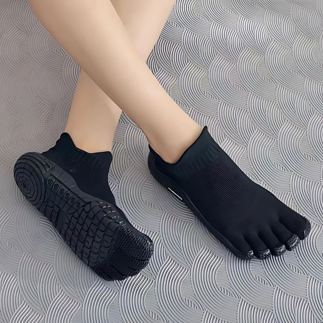BareStride | Barefoot Toe‑Separated Sock Shoes – Zero‑Drop Flexible Sole – Breathable Knit Upper – Natural Balance for Yoga & Daily Wear