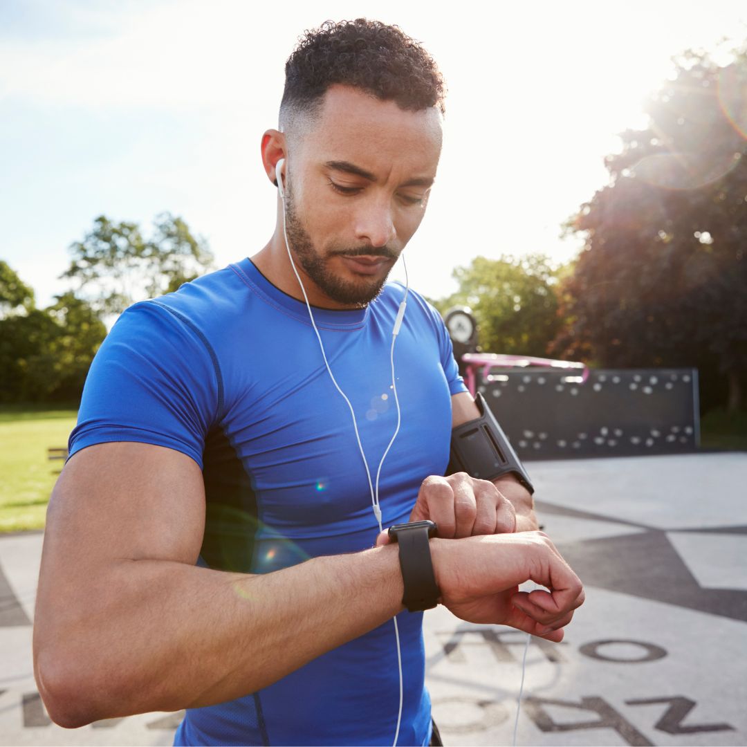 FitTrack Pro Advanced Smartwatch - Customizable Features | Health and Fitness Monitoring